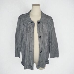 Elegant Black and White Checkered Blazer